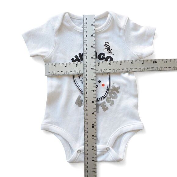 MBL Genuine Merchandise Chicago White Sox Bodysuit Newborn 0-3M - Picture 4 of 5
